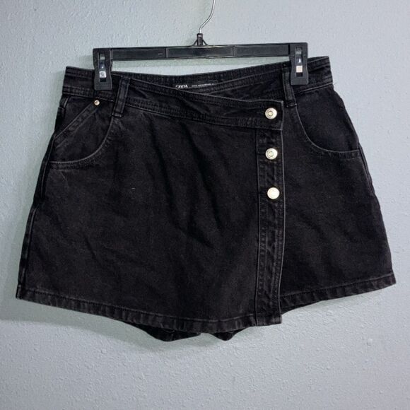 Zara Black Denim Skort with Silver Logo button and zip closure Medium - Picture 1 of 5